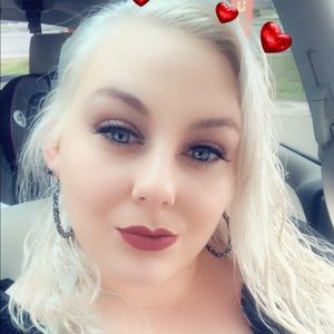 Meet your Posher, Ariel